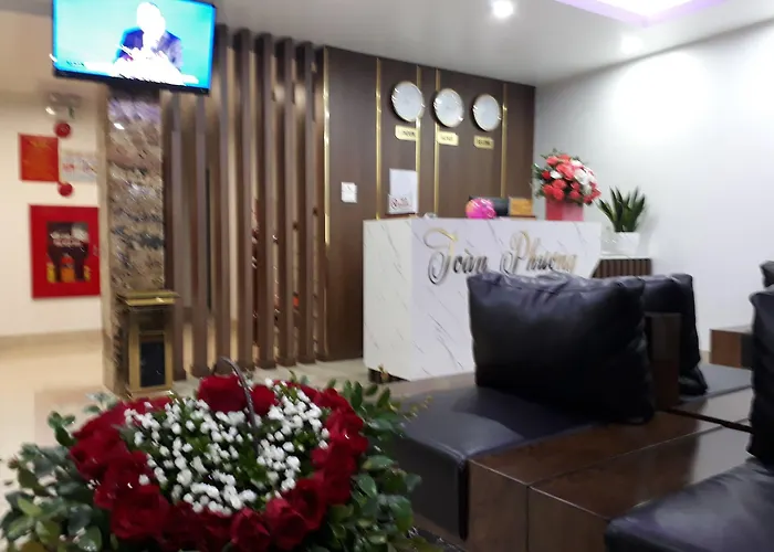 Toan Phuong Hotel 3*